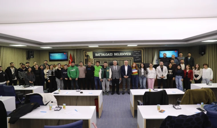 Battalgazi’de Gençlik Çalışmalarına Yoğun İlgi