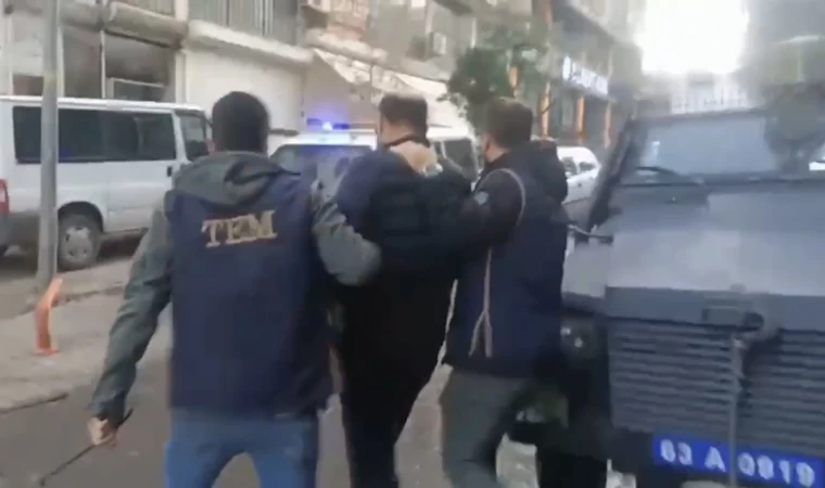 FETÖ Operasyonlarında 121 Şüpheli Yakalandı