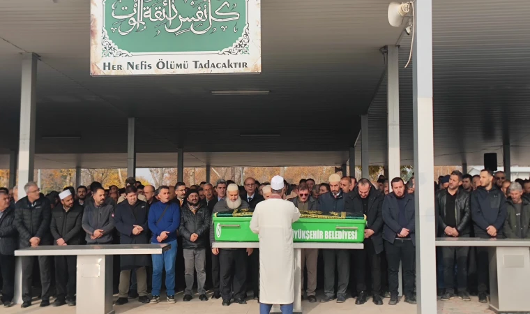 Kaza Kurbanı Genç Doktor Gözyaşları Arasında Toprağa Verildi