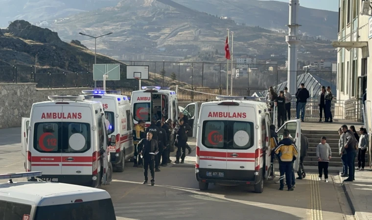 Malatya’da 10 Öğrenci Zehirlenerek Hastaneye Kaldırıldı