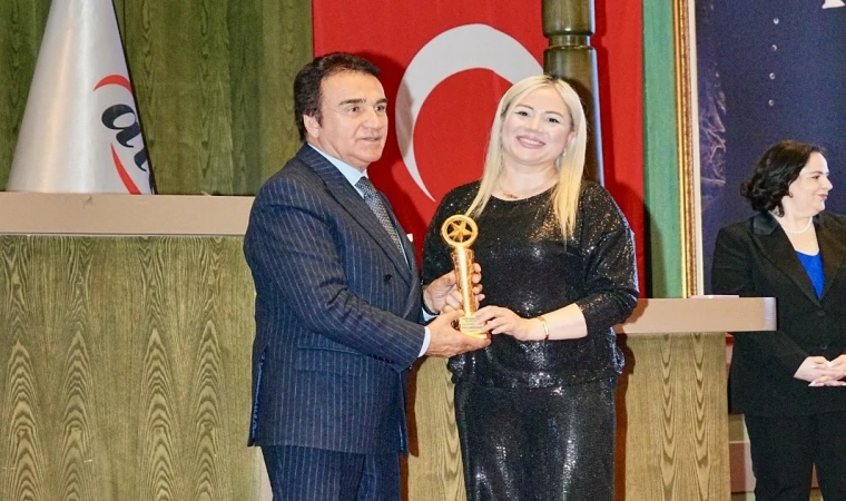 Malatyalı Muhtar Ulusal Platformda Ödüllendirildi
