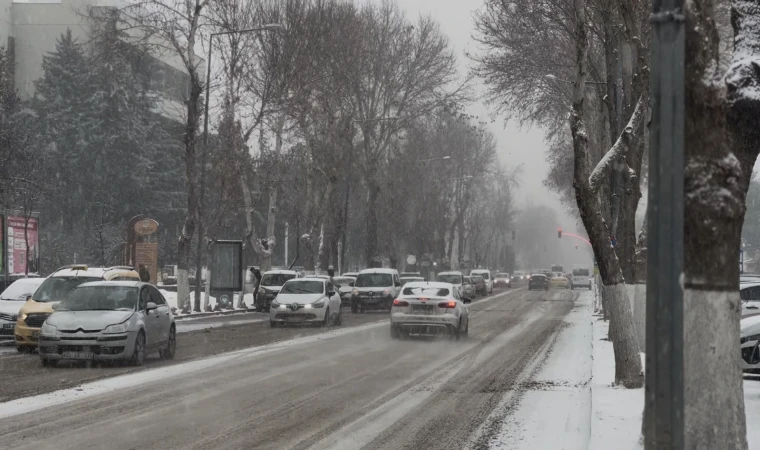 Malatya’da Kar Yağışı Etkisini Artırdı