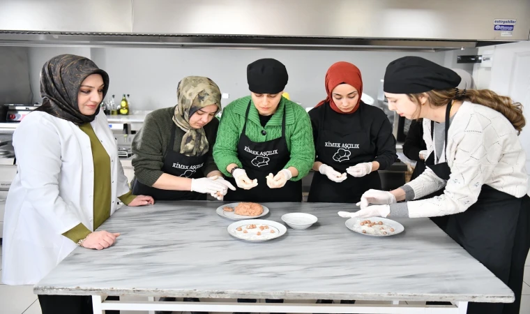 Yeşilyurt’ta Mesleki Eğitim Kursları Tüm Hızıyla Devam Ediyor