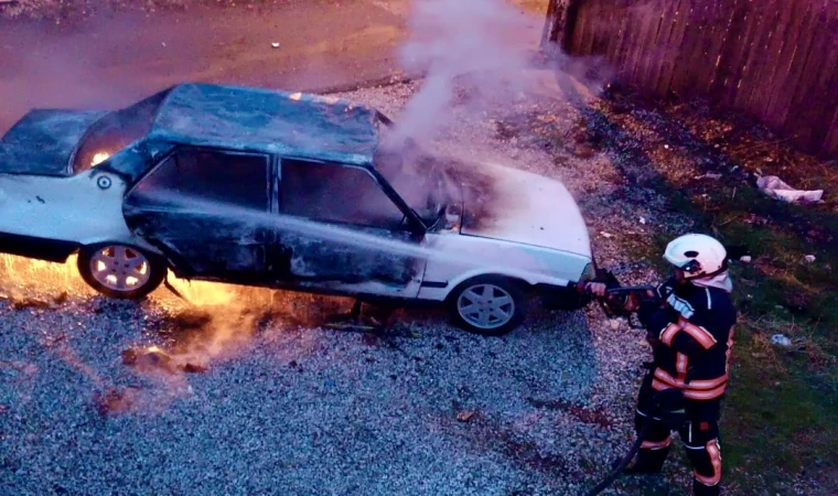 Babasına Kızıp Aracını Ateşe Vermiş!