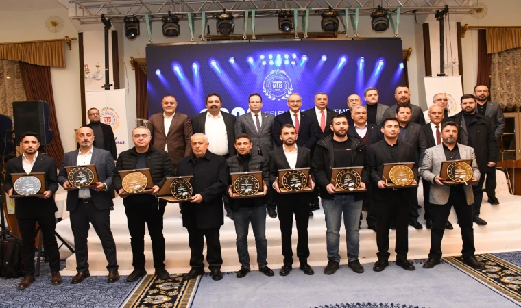 Kayısıda İhracat Şampiyonlarına Ödül