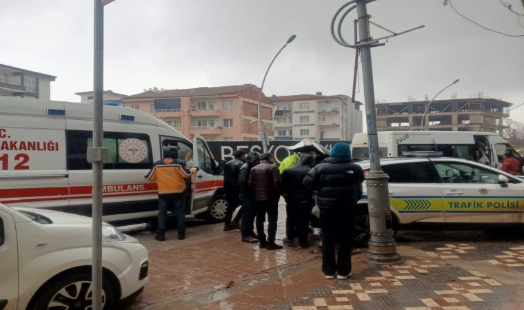 Malatya’da İşçi Servisi İle Otomobil Çarpıştı: 2 Yaralı