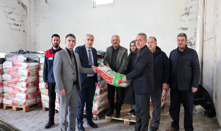 Malatya’da Üreticilere 12 Ton Hibeli Yem Bitkisi Tohumu Desteği