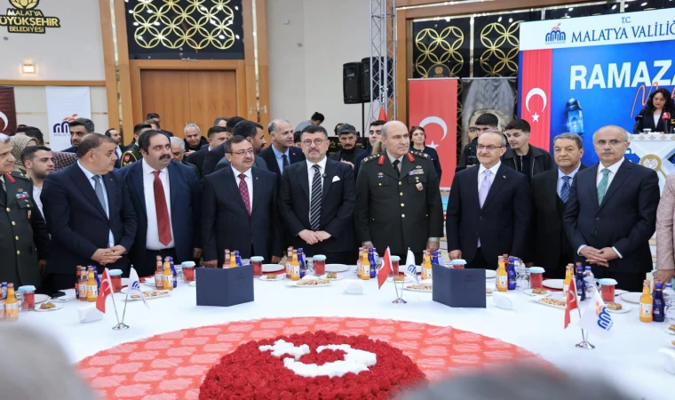 Malatya’da Bayramlaşma Töreninde Birlik Beraberlik Mesajı