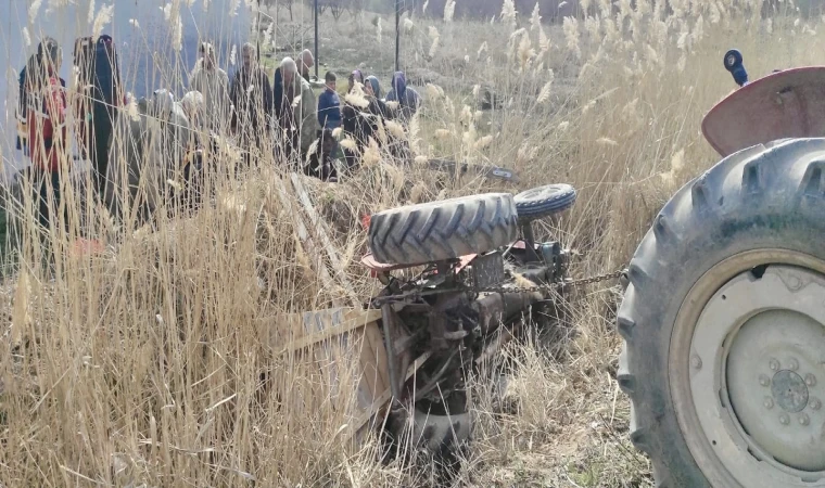 Malatya’da Traktör Kanala Uçtu 2 Yaralı