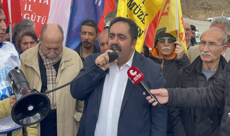 Kürecik’te NATO Protestosu, Grup Barikatı Aşamadı