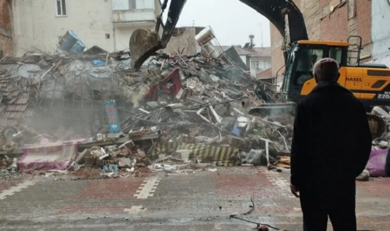 Malatya’da Bilginler Apartmanı Davasında Tek Sanık Beraat Etti,