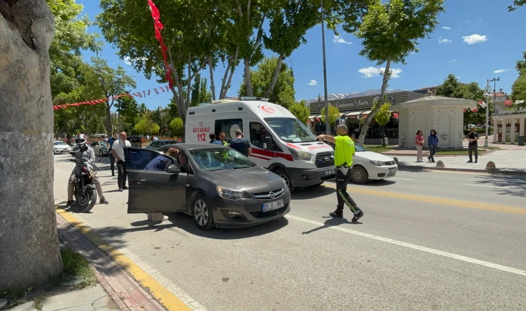Malatya’da Otomobilin Çarptığı Yaşlı Adam Ağır Yaralandı
