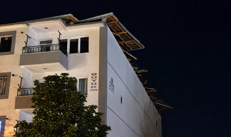Malatya’da Çatı Çöktü, Apartman Sakinleri Deprem P