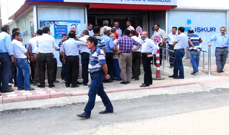 İşsizlik Oranı Yüzde 7,9’a Geriledi