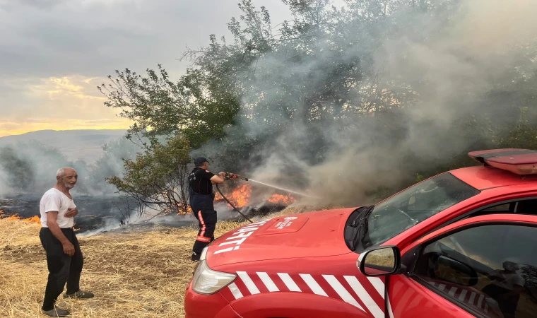Malatya’da Beside Korkutan Yangın