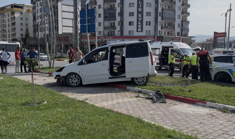 Malatya’da İki Ayrı Kaza: 5 Kişi Yaralandı