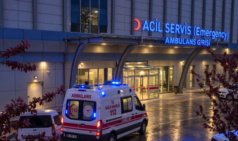Malatya’da Bir Şahıs Bıçakla Yaralandı, Taksiyle Hastaneye Gitti