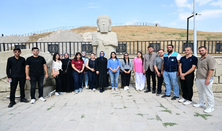 Üniversite Öğrencileri Battalgazi’ye Hayran Kaldı