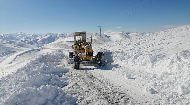 Büyükşehir'de Kar İle Mücadelede Ekipler 7/24 İş Başında 