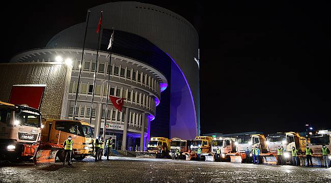 Malatya Büyükşehir’de Kar Temizleme Çalışmaları sürüyor 
