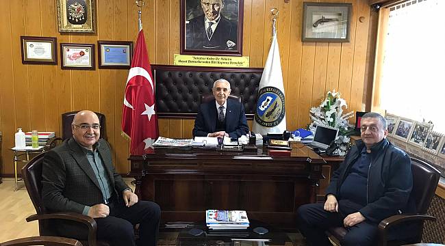 DR.Demirel'den,Başkan Evren'e Ziyaret 