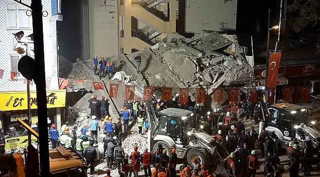 Malatya'da Çöken Binada Çalışmalar Sona Erdi