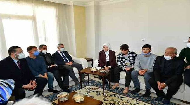 Yeşilyurt Belediyesi'inden Öğrencilere Anlamlı Destek