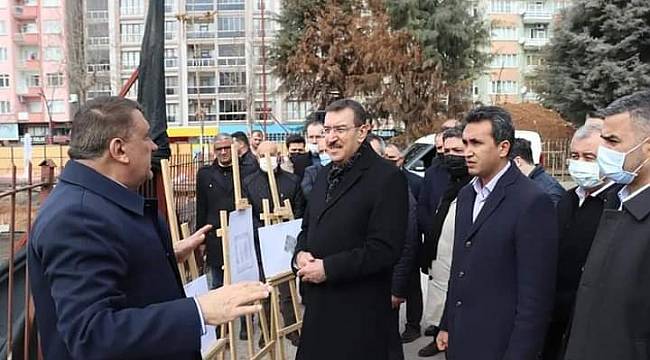  Tufenkci,Meydanlar Bir Kentin Kimliğini Simgeliyor