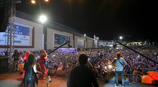 Malatya Haluk Levent'le Coştu