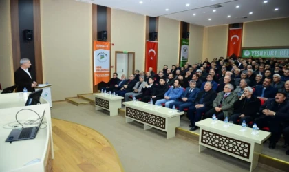 Başkan Çınar'dan Bilgilendirme Sunumu