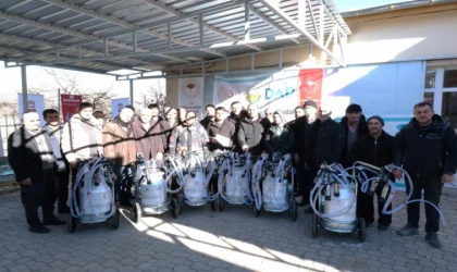 Üreticilere Seyyar Süt Sağım Makinesi
