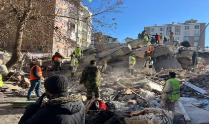 Malatya 'da Deprem Yaraları Sarılmaya Çalışılıyor