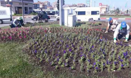 Malatya’da Parklar Ve Rüfujler Yenileniyor