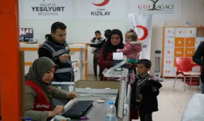 Yeşilyurt Belediyesi’inden Depremzedelere Yardım Eli