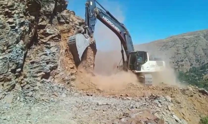 Malatya'da O Mahallenin Yol Çilesi Sona Eriyor
