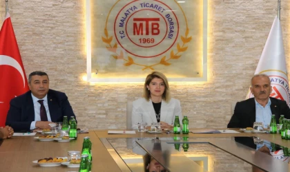 Özcan Malatya'yı hep Birlikte Ayağa kaldıracağız