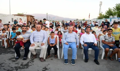 Yeşilyurt'ta Çocuk Şenliğine Yoğun İlgi