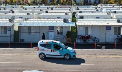Yeşilyurt’ta Konteyner Onarım Aracı Hizmete Girdi
