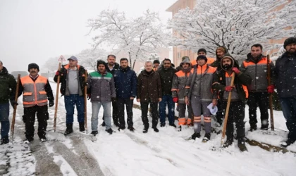 Başkan Çınar: "Tüm Ekiplerimizle Sahadayız”