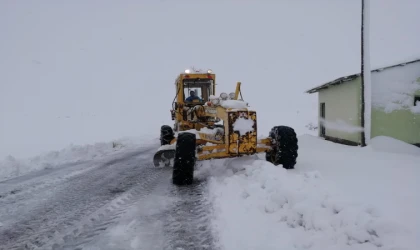 Malatya Büyükşehir'de Aralıksız Karla Mücadele Sürüyor