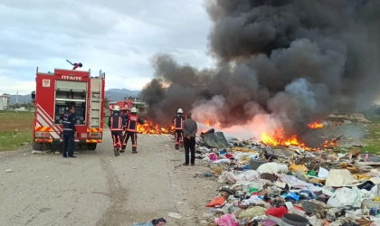 Malatya’da Hurdacılar Sitesi Yanında Korkutan Yangın