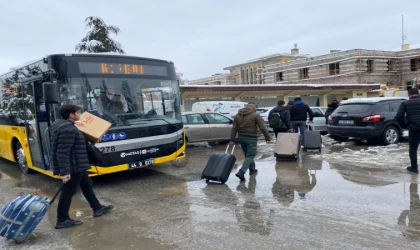 Malatya Büyükşehir’den Hasta ve Yolda Kalanlara Yardım Eli