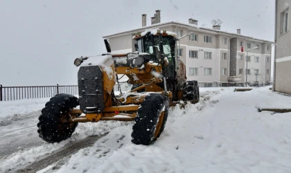 Başkan Geçit, Tüm Ekiplerimizle Sahadayız