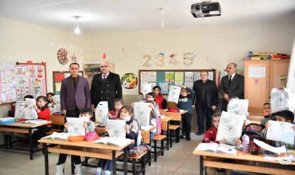 Yeşilyurt’ta Kırsaldaki Okullara Eğitim Desteği