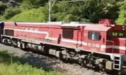 Malatya’da Yük Treni Kamuonete Çarptı