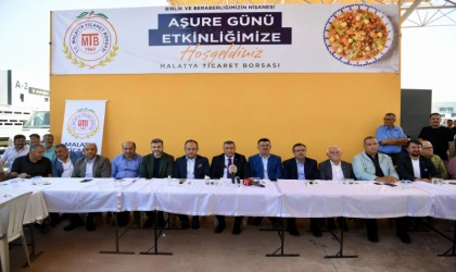 Malatya Ticaret Borsası Aşure Programına Yoğun Katılım
