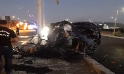 Malatya’da Kaza Yapan Otomobil Alev Aldı 2 Hemşir Öldü