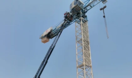 Malatya’da Vinçte Fenalaşan Operatörü İtfaiye Kurtardı