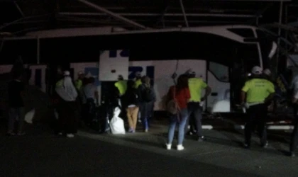 Malatya’da Yolcu Otobüsü Arkaryakıt İstasyonuna Girdi 8 Yaralı