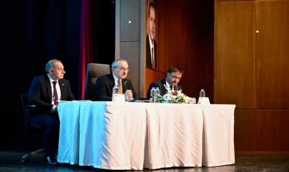 Vali Yavuz, Başıboş Hayvanlar Halk Sağlığını Tehdit Etmektedir
